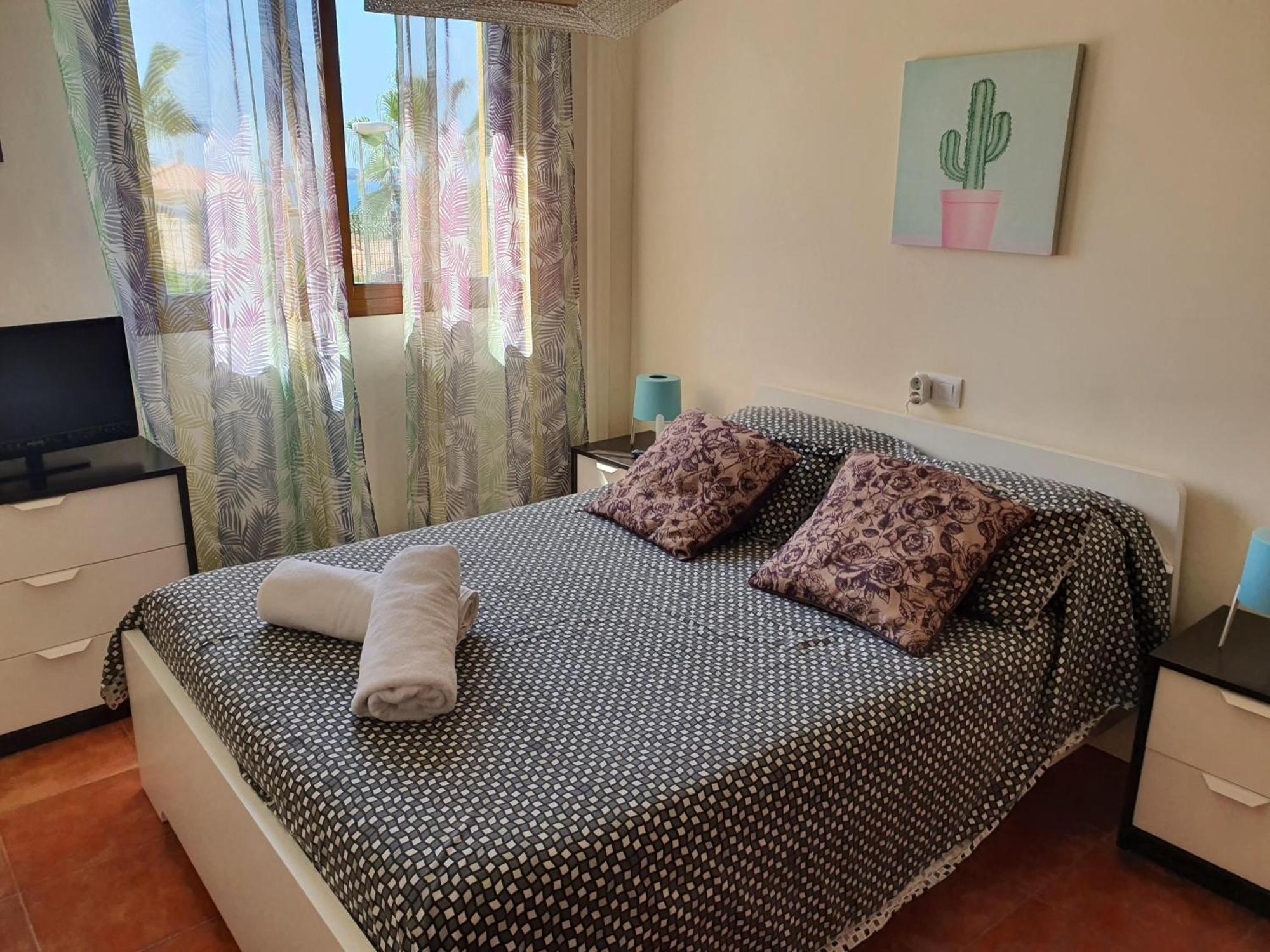 Apartamento Con Hermoso Jardín Y Ac